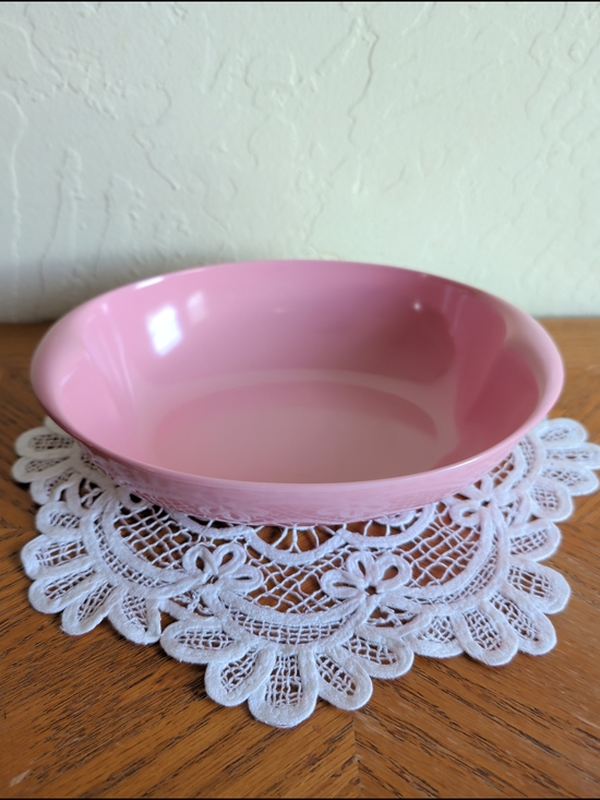 Lenox Other - 9.25" Pink Lenox Ware serving salad bowl made of melmac melamin